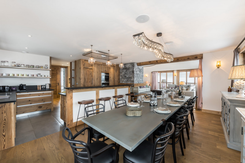 _lv_images__lot_0060510446_06_1505117