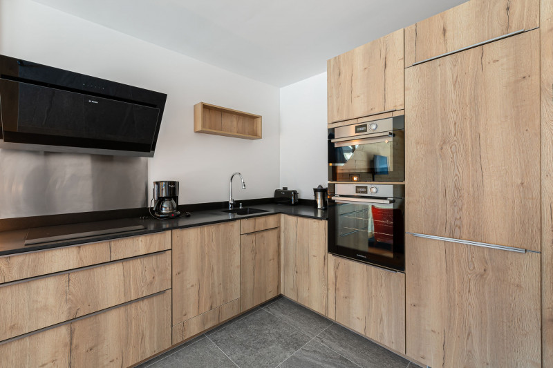 _lv_images__lot_0060510548_05_1659786