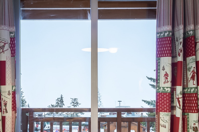 _lv_images__lot_0060510616_10_2584550