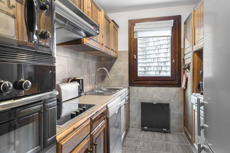 _lv_images__lot_0060510617_05_724864