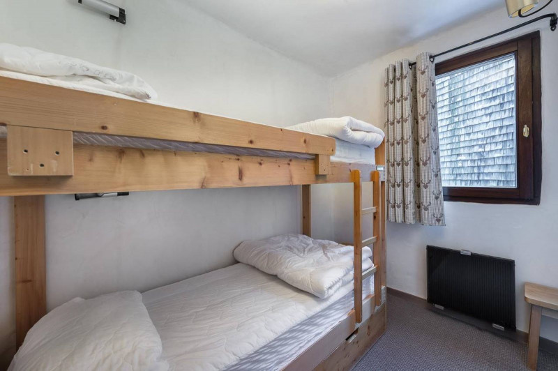 _lv_images__lot_0060510617_08_2601317