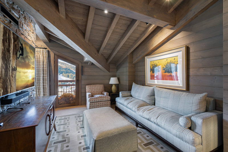 _lv_images__lot_0060510759_02_1658887