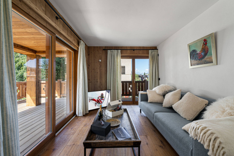 _lv_images__lot_0060510793_01_1547187