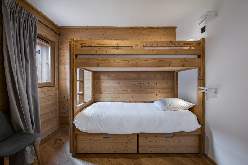 _lv_images__lot_0060510818_12_1625281