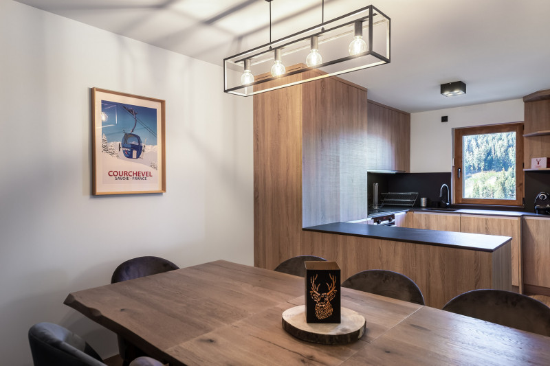 _lv_images__lot_0060510980_03_724385