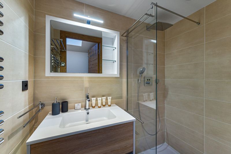 _lv_images__lot_0060510980_13_1206984 _lv_images__lot_0060510980_13_1206984