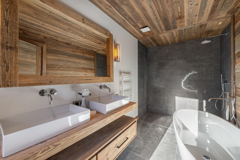 _lv_images__lot_0060510994_15_1564061