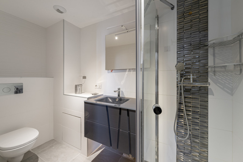 _lv_images__lot_0060511006_10_1359263