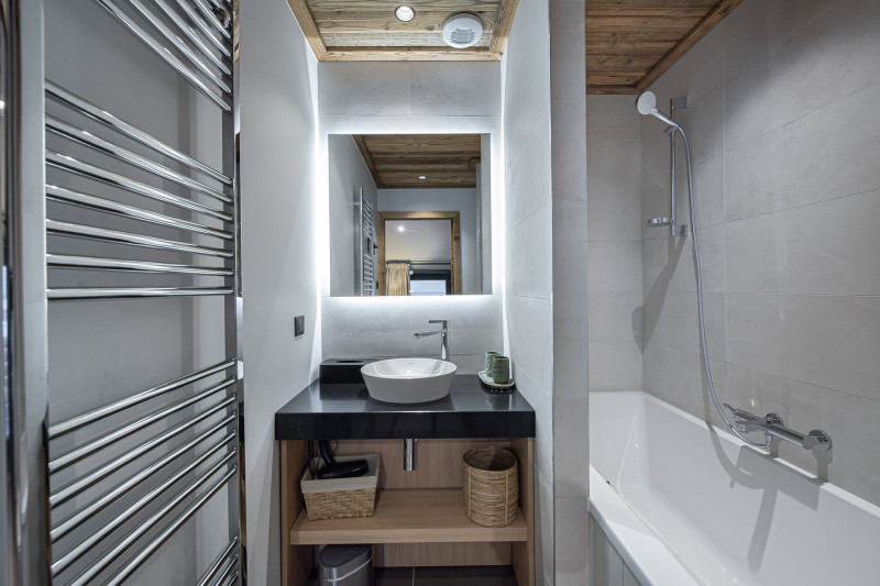 _lv_images__lot_0060511554_06_723219