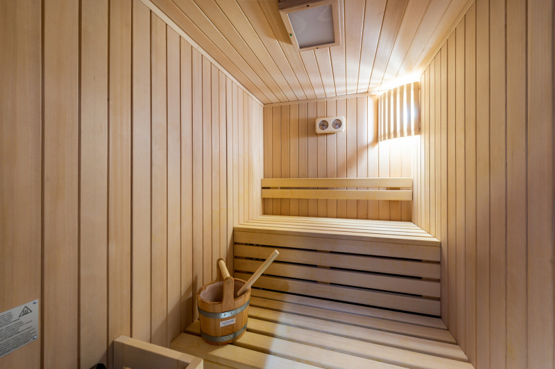 _lv_images__lot_0060511554_08_1564552