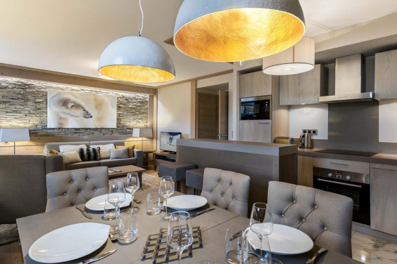 _lv_images__lot_0060511602_03_425094