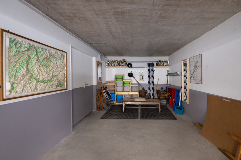 _lv_images__lot_0074061385_14_1273392