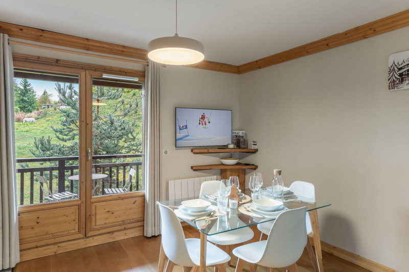 _lv_images__lot_0074061481_01_1547092