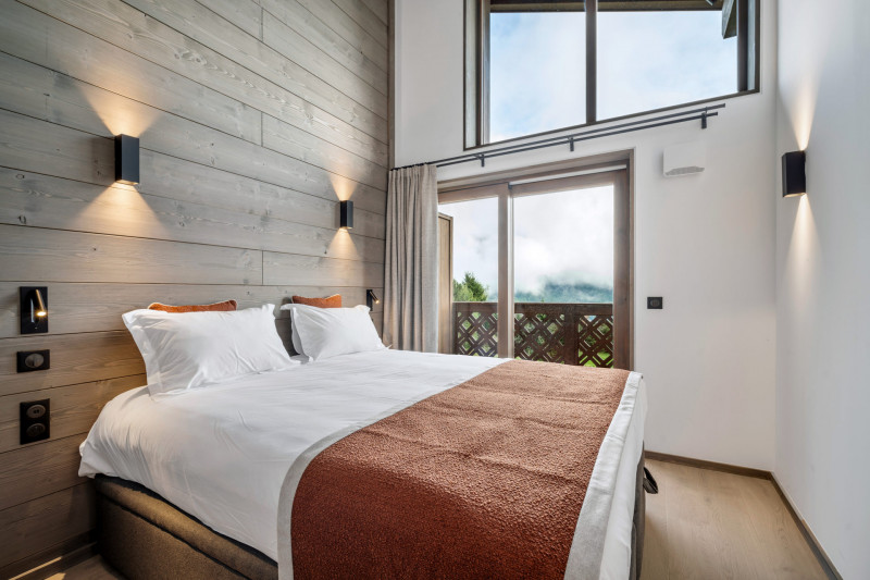 _lv_images__lot_0074061540_10_730922