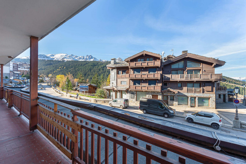 _lv_images__lot_0074061596_10_275149 _lv_images__lot_0074061596_10_275149