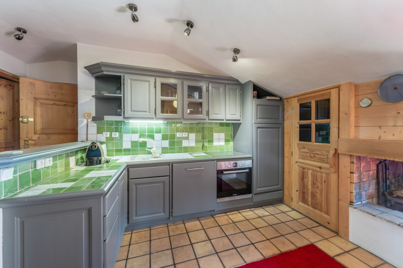 _lv_images__lot_0074061604_05_523567