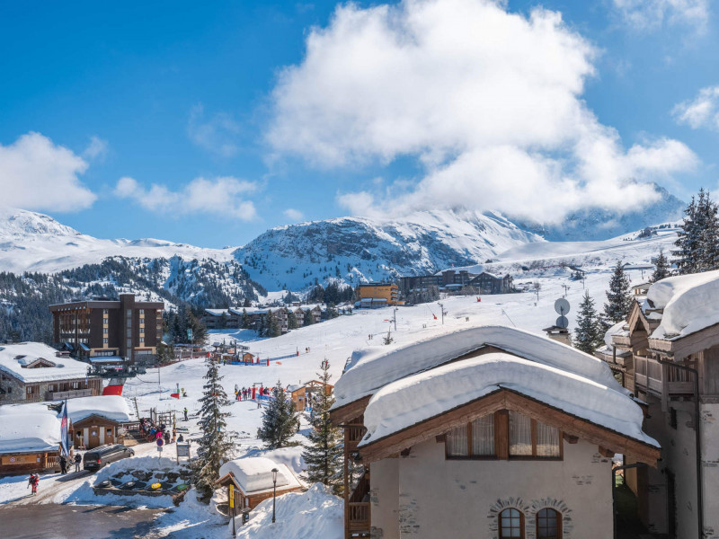 _lv_images__lot_0074061837_06_2584366