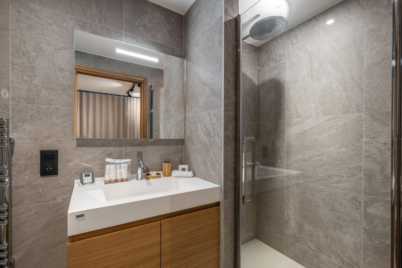 _lv_images__lot_0074061880_13_1206586 _lv_images__lot_0074061880_13_1206586