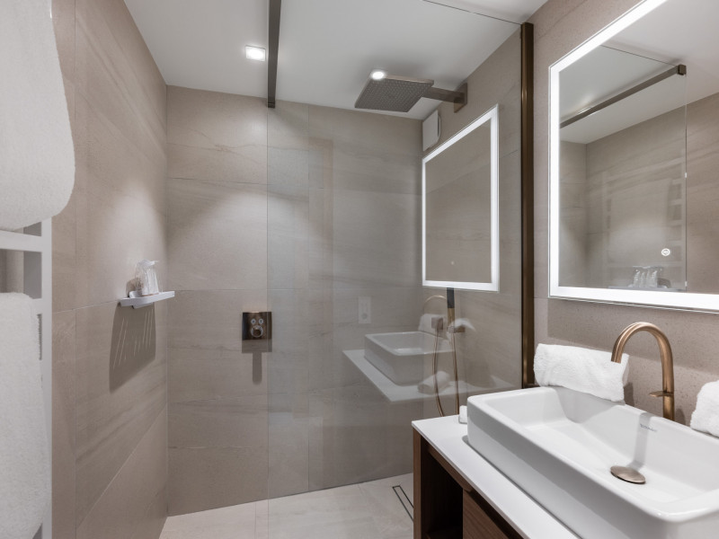 _lv_images__lot_0074061902_06_1660154