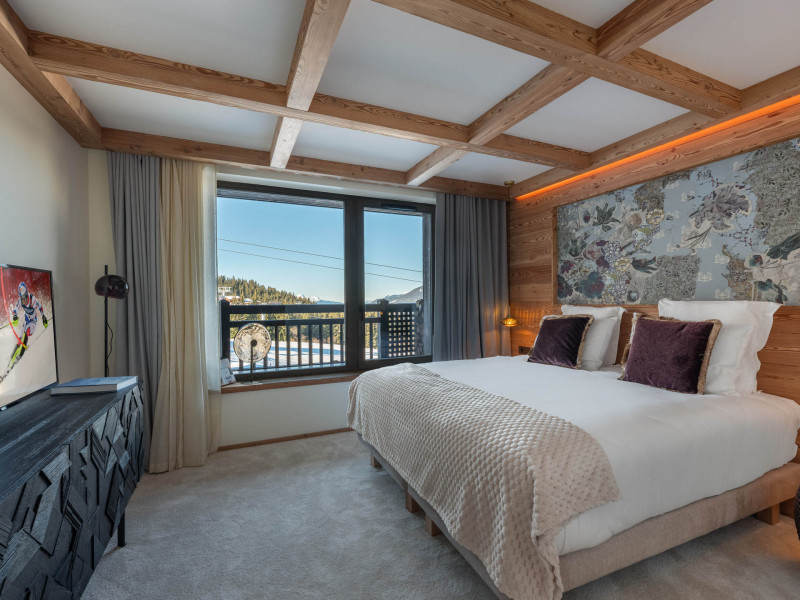 _lv_images__lot_0074061903_05_725172