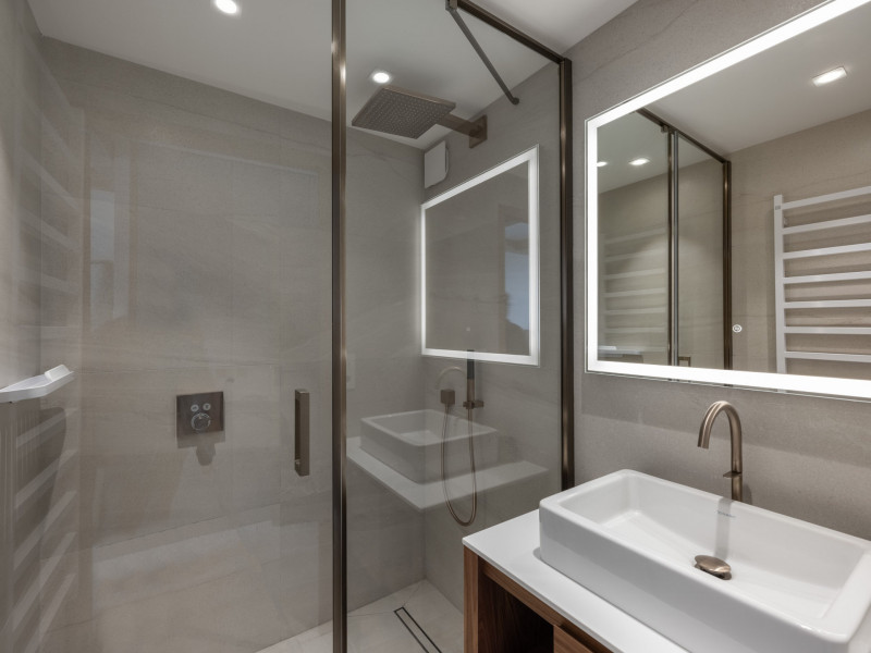 _lv_images__lot_0074061905_09_1248719