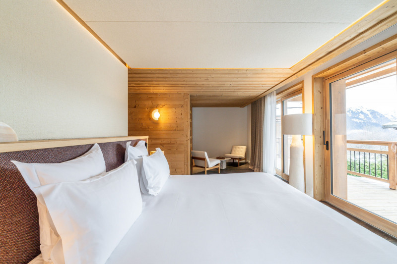 _lv_images__lot_0074061912_07_506622