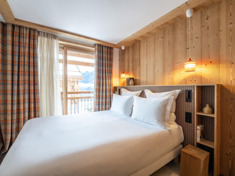 _lv_images__lot_0074061912_09_1546911