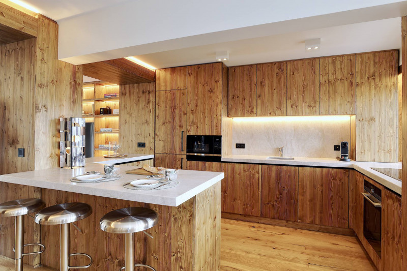 _lv_images__lot_0075553492_03_368208