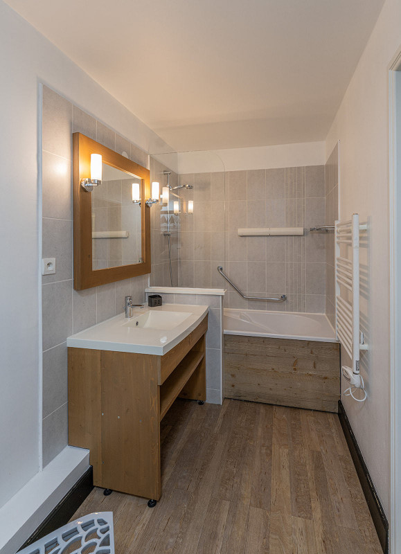 _lv_images__lot_0075553531_08_528700 _lv_images__lot_0075553531_08_528700