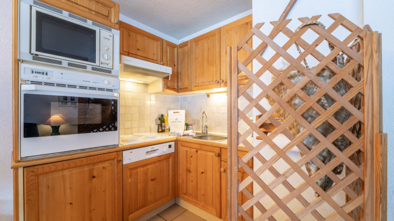 _lv_images__lot_0075553569_04_1197436