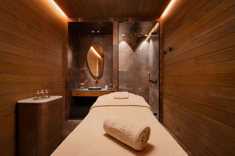 Divers