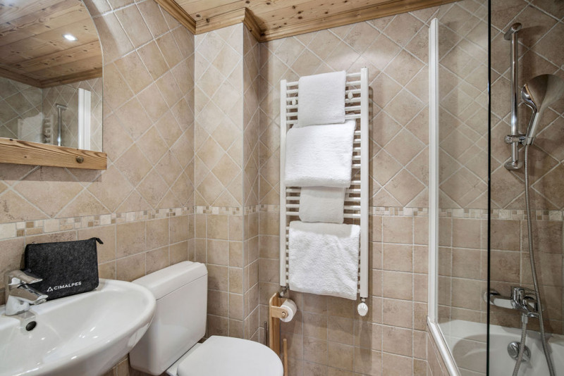 _lv_images__lot_0075554016_10_1719009