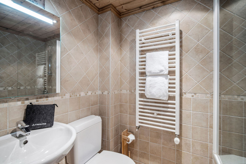 _lv_images__lot_0075554016_13_558868 _lv_images__lot_0075554016_13_558868