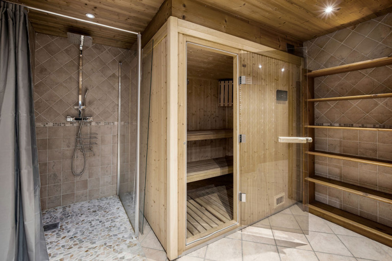 _lv_images__lot_0075554016_15_1565823