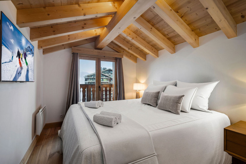 _lv_images__lot_0075554064_09_827921