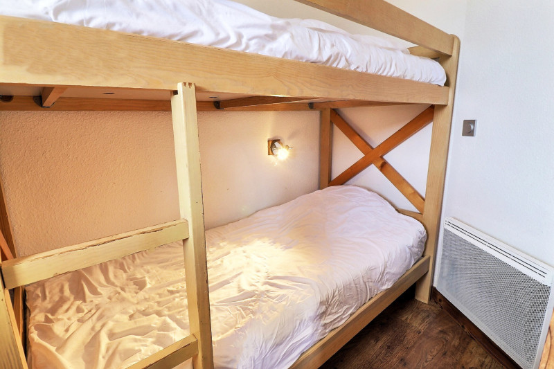 _lv_images__lot_0100001102_05_1716234