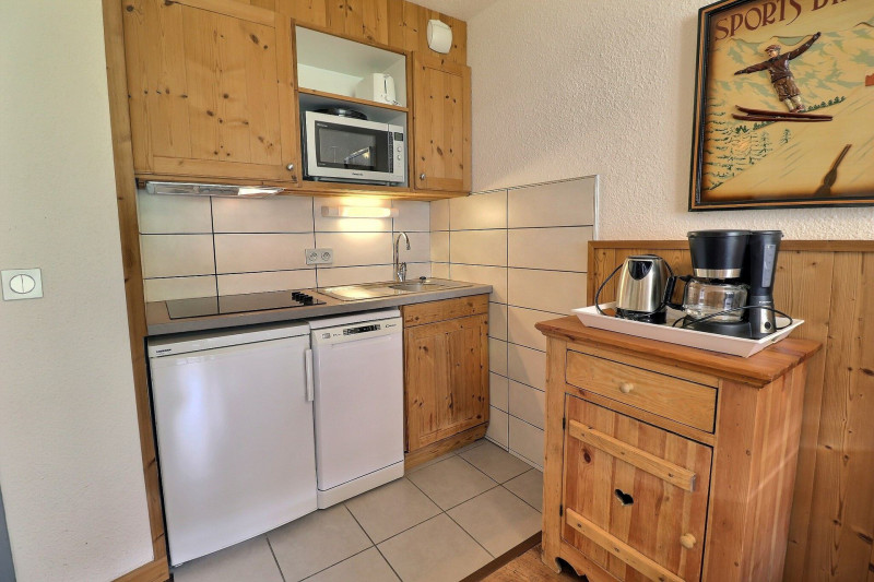 _lv_images__lot_0100001107_03_1204712