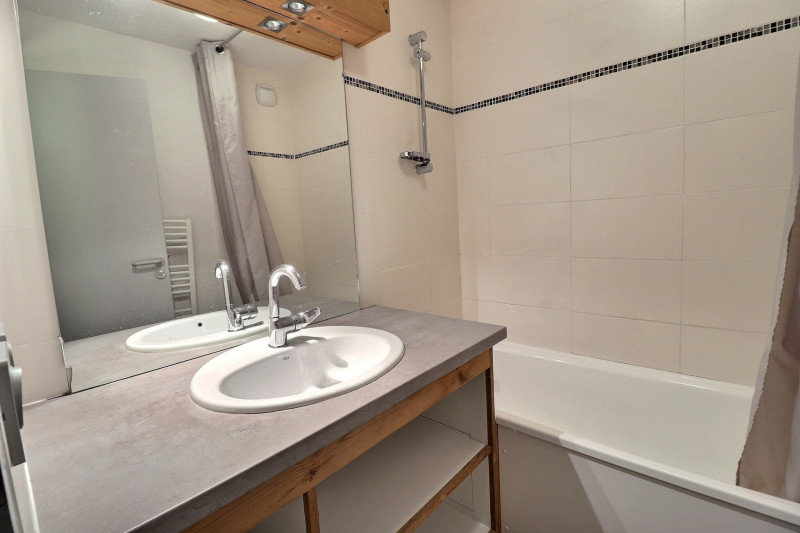 _lv_images__lot_0100001107_05_722113