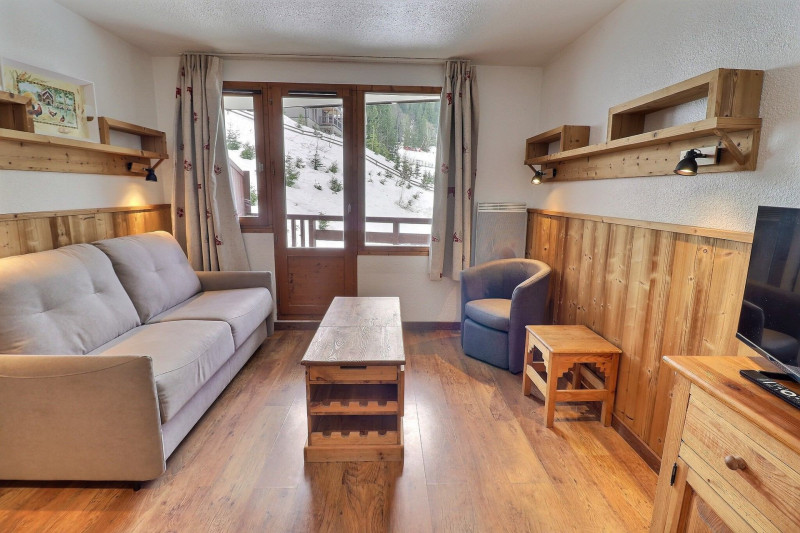 _lv_images__lot_0100001203_07_1682015