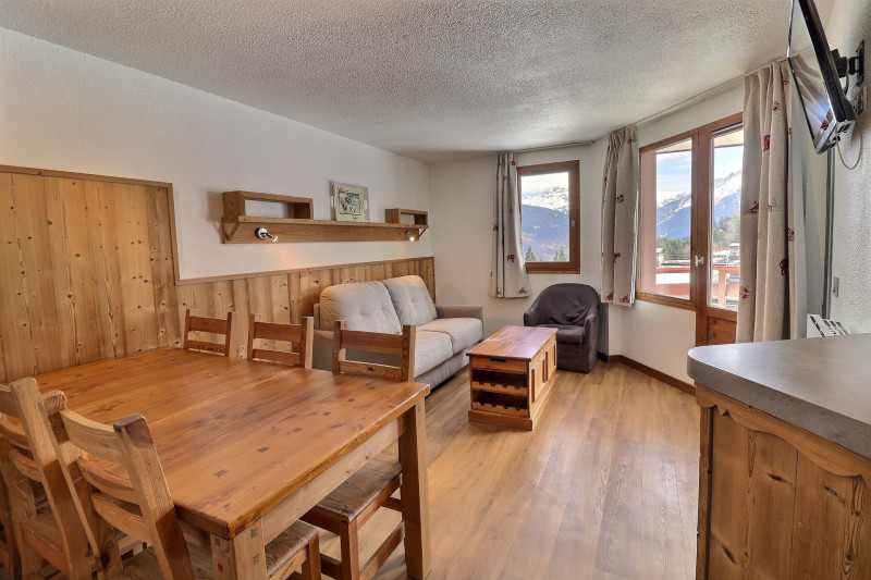 _lv_images__lot_0100001304_01_1681778