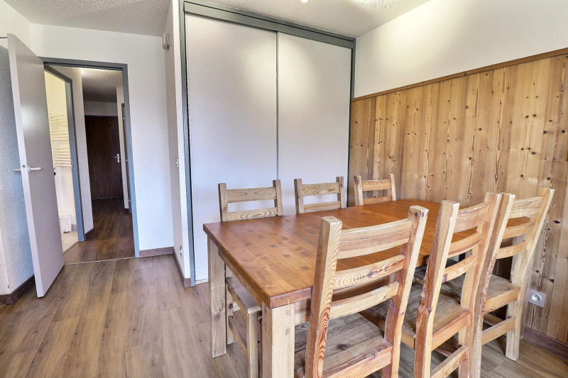 _lv_images__lot_0100001304_08_721819 _lv_images__lot_0100001304_08_721819