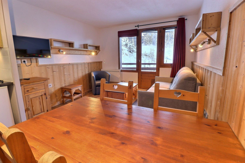 _lv_images__lot_0100001413_02_1716325