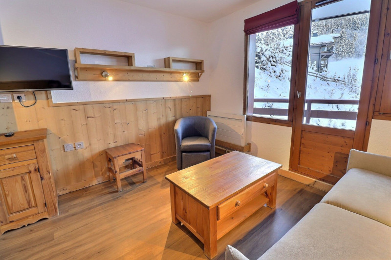 _lv_images__lot_0100001413_07_1716330