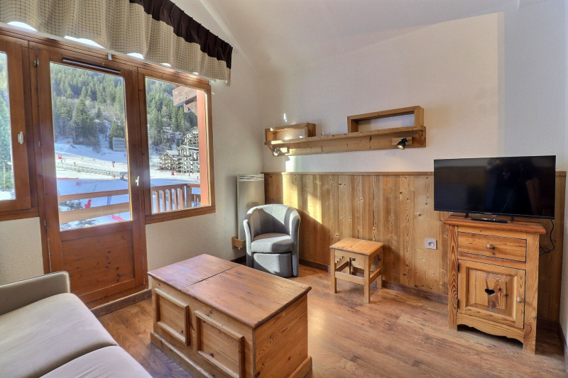 _lv_images__lot_0100001505_07_1716461