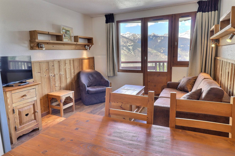 _lv_images__lot_0100001608_06_1716429