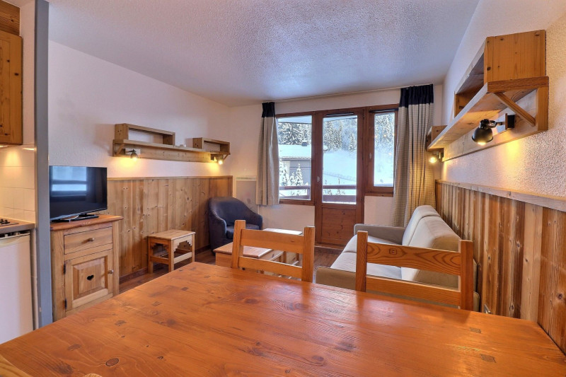 _lv_images__lot_0100001613_01_1681931