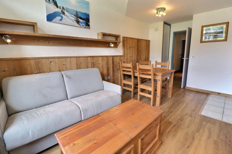 _lv_images__lot_0100001711_02_416275 _lv_images__lot_0100001711_02_416275