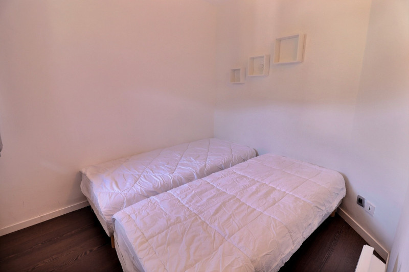 _lv_images__lot_0100001714_04_722154