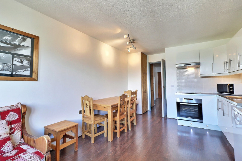 _lv_images__lot_0100001714_06_280011 _lv_images__lot_0100001714_06_280011