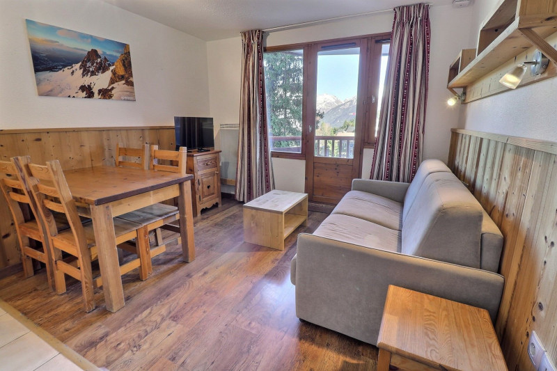 _lv_images__lot_0100001822_07_1681986